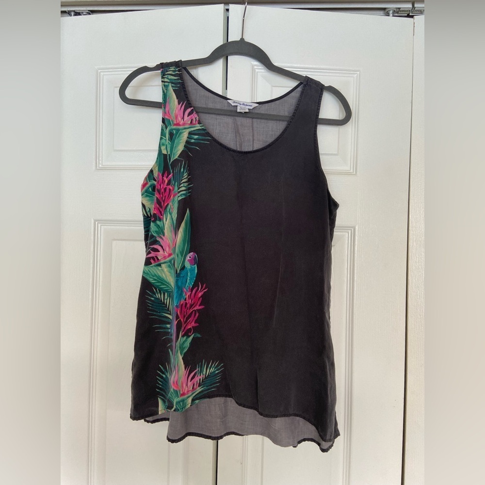 Tommy Bahama Women's M Black Floral Tank Top Sleeveless Relaxed Fit